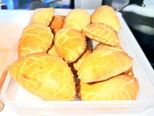 Home chicken pie (medium) (50pcs)